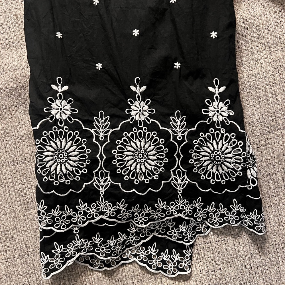Black scarf with White Floral Embroidered Hem